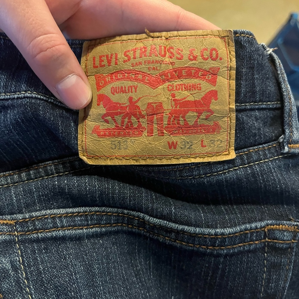 Levi’s - men’s jeans 32 x 32 - 513 slim straight style - dark wash